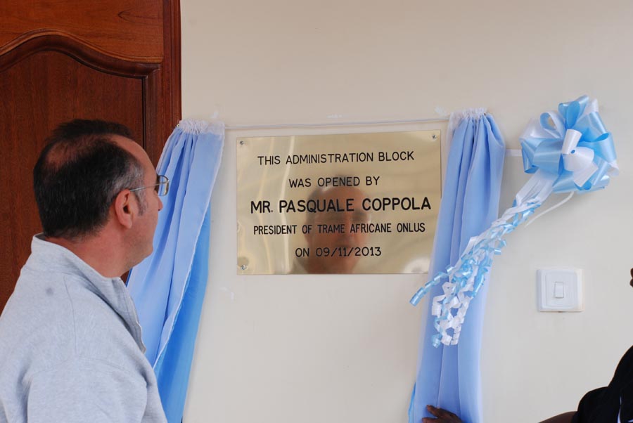 Novembre 2013_ Il nostro Presidente Pasquale Coppola inaugura il Blocco Amministrativo